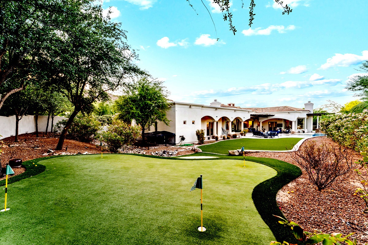 Backyard of a luxury home in Paradise Valley.
