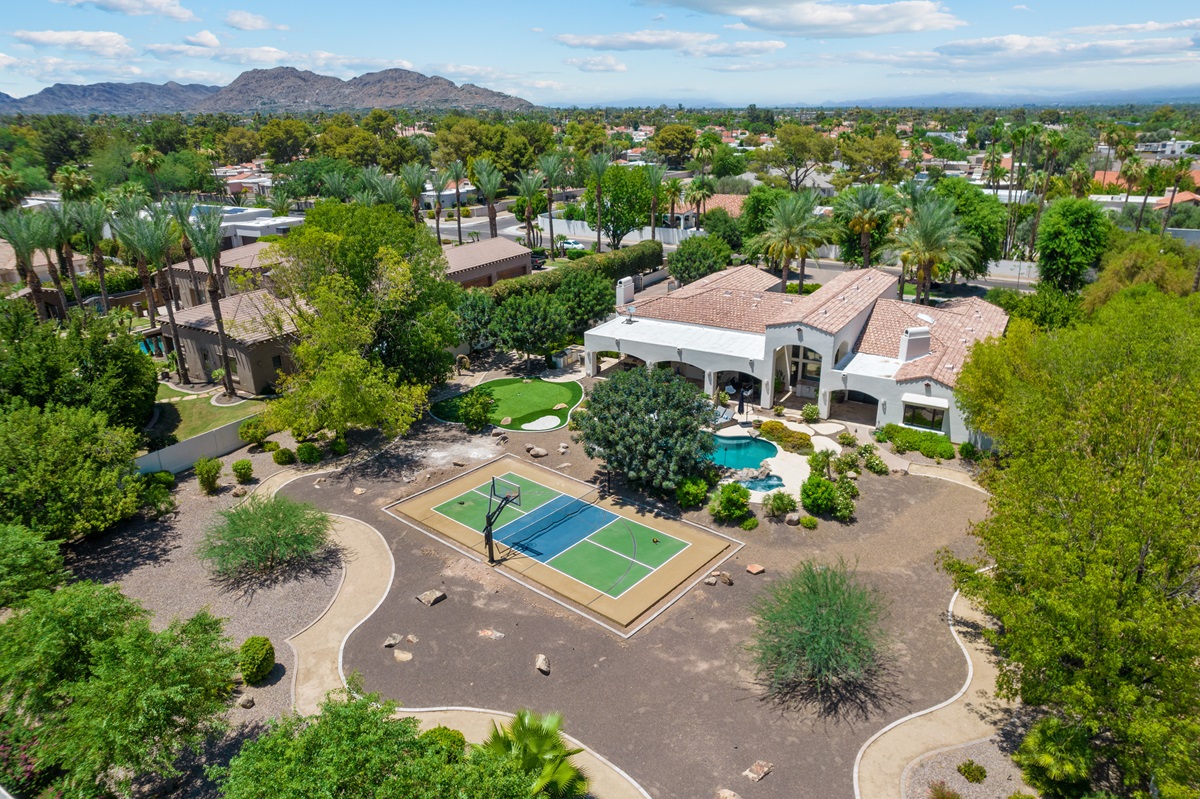 A nice home in Scottsdale.
