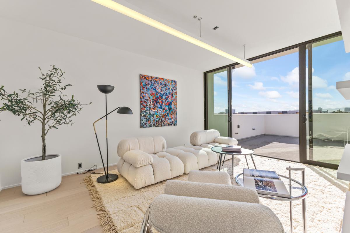 Interior photo of a townhome unit at Soleil in Midtown Phoenix.