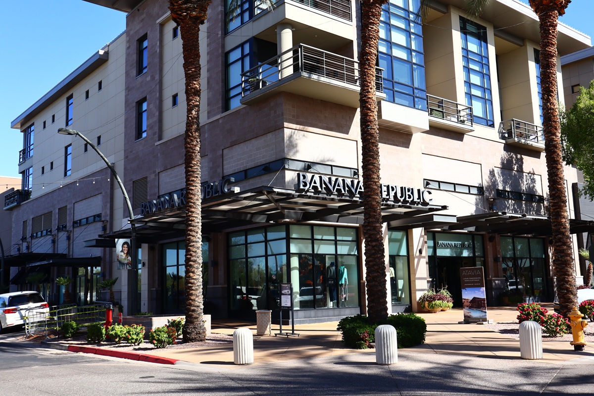 A photo of Kierland Commons in Scottsdale, Arizona.