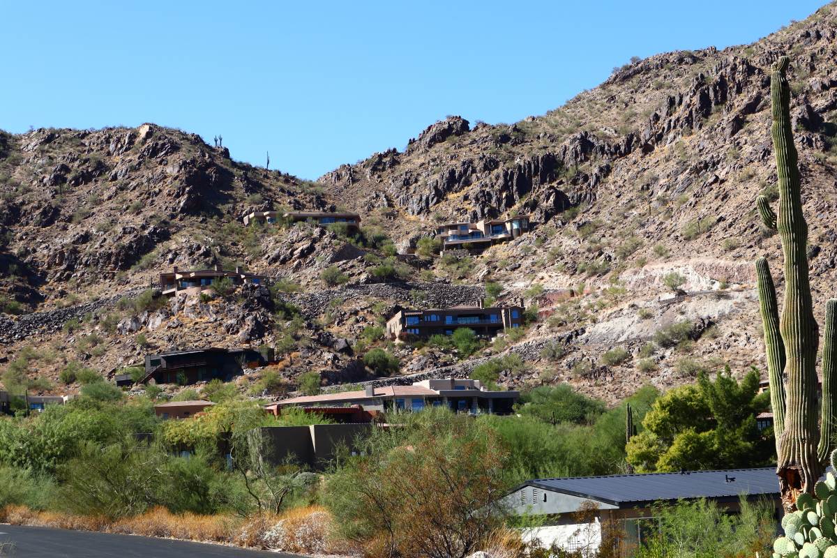 Paradise Valley mountainous area