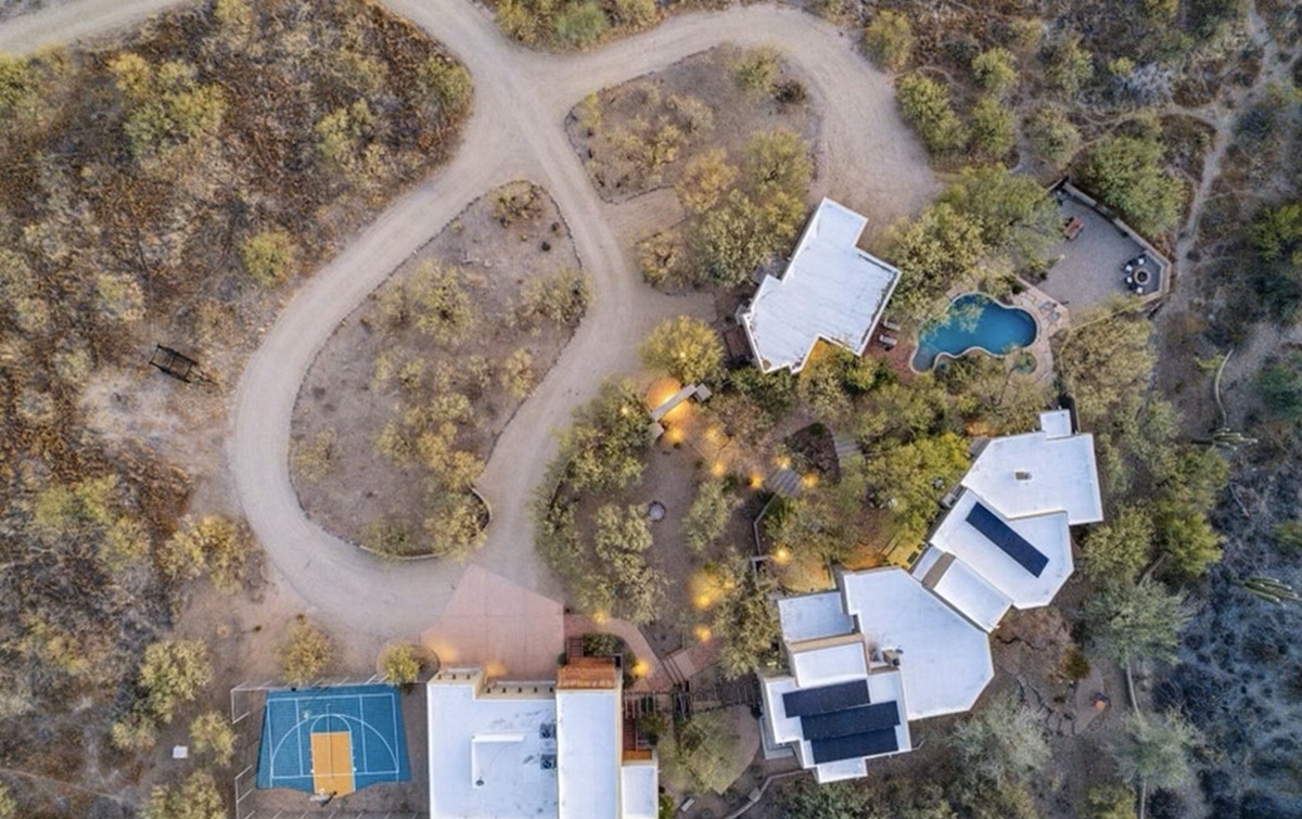 Photo of luxury home in Cave Creek, Arizona.