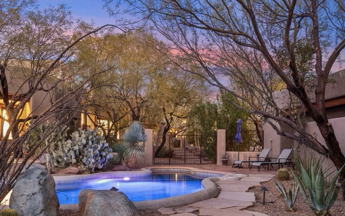 Photo of luxury home in Cave Creek, Arizona.