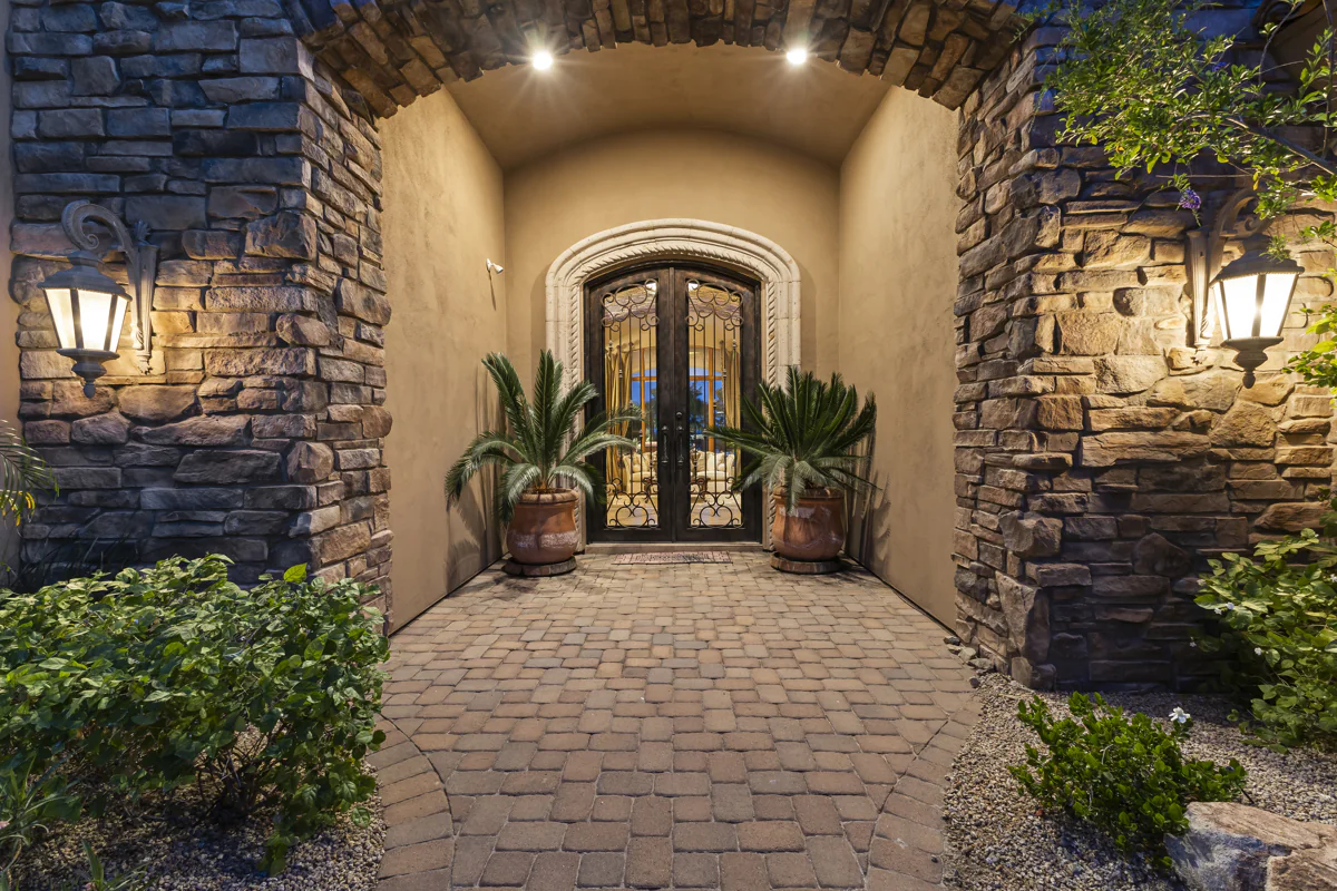 https://williamsluxuryhomes.com/scottsdale-arizona-estate-market-news/