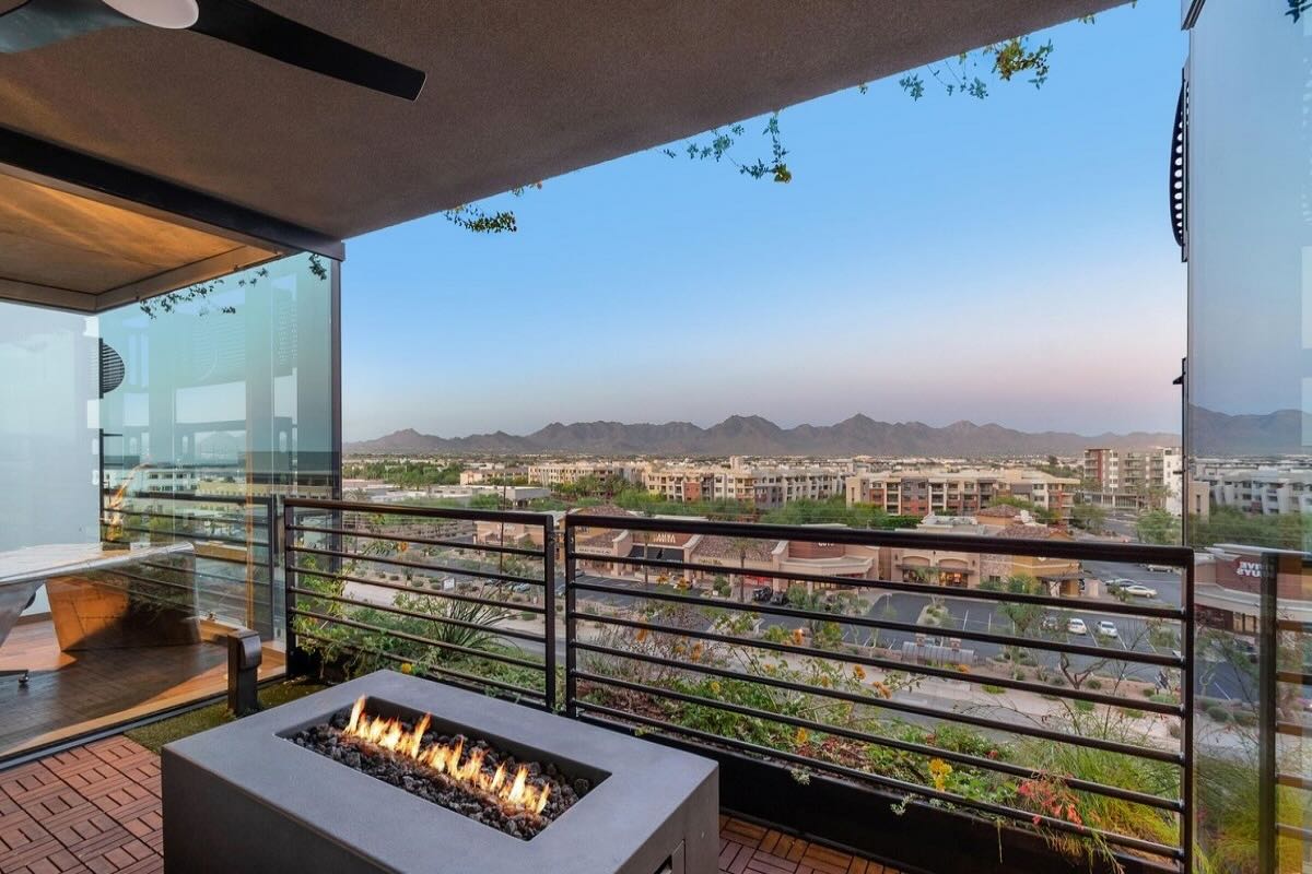 Optima Kierland condo balcony view of Scottsdale
